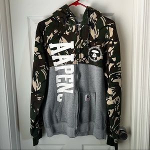 🚚MOVING & NEED GONE BY 6/10!! Mens Aape Jacket
